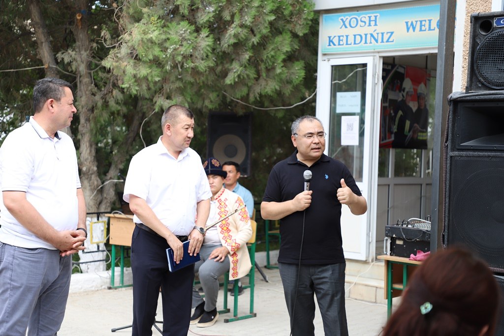 Олий таълим, фан ва инновациялар вазири тест синовлари жараёнларини кўздан кечирди.